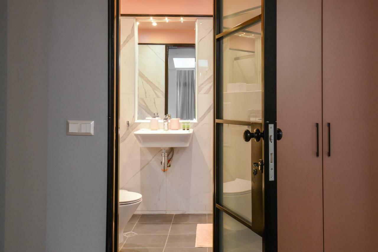 Rose One Bedroom Designer Apartment In City Centre By Flat Mаnager Sofia Eksteriør billede